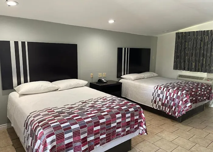 Cheap hotels Safari Inn